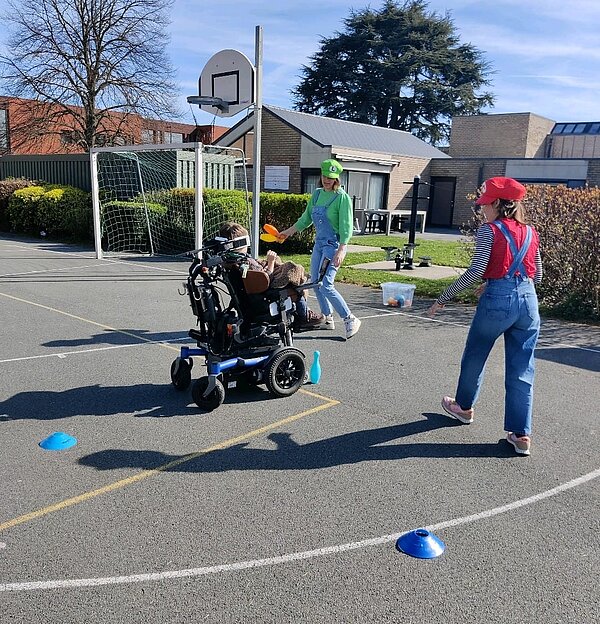 CoMoveIT Smart-System Kopf-Fuss-Lenksystem-FiNiFuchs-Kinder-Elekektrorollstuhl