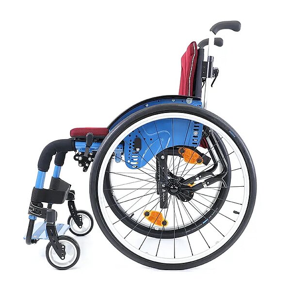 Aktivrollstuhl-Airon-2001683-capriblau-bordeauxrot-05.jpeg