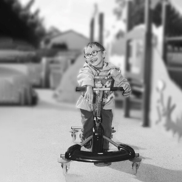 Motilo Style Lauflernhilfe Rehakind Kinderhilfsmittel FiNiFuchs