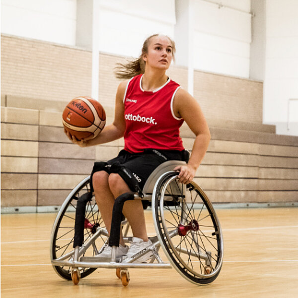 Invader Basketball Ultralight-Kinderrollstuhl-Sportrollstuhl-Teanager-FiNiFuchs