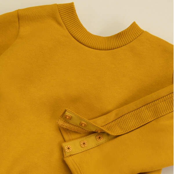 Orthesen-RehaKind-Adaptives Sweatshirt-Oberteil-FiNiFuchs