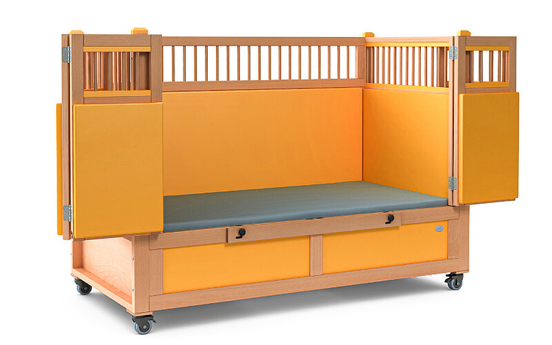 Lukas-Pflegebett-FiNiFuchs