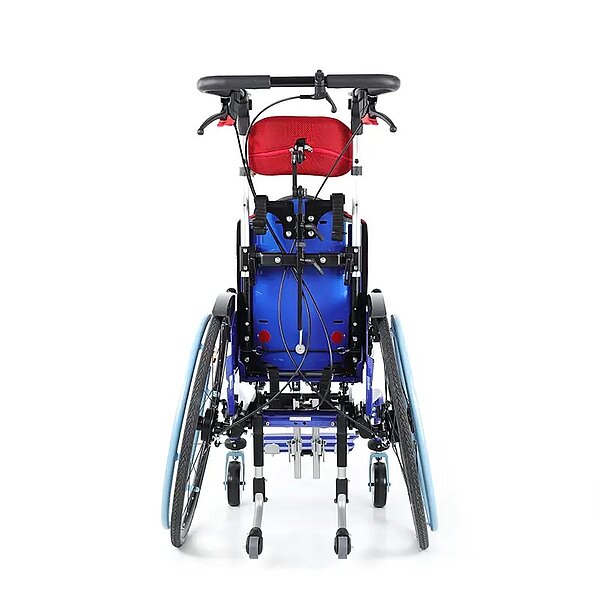 Kantelrollstuhl-MioMove-257165-Koenigsblau-Effekt-05.jpeg