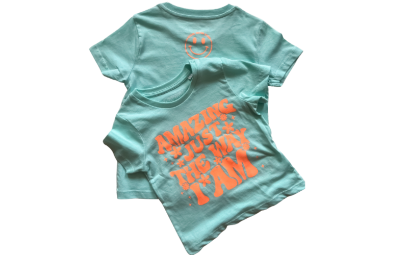 Amazing just the way I am 22 Kids T-Shirt