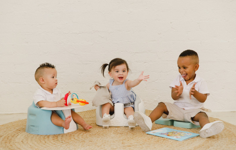 Sitzhilfe Kinder Behinderung Floor Sitter Bumbo booster seat FiNiFuchs Sitze unterwegs